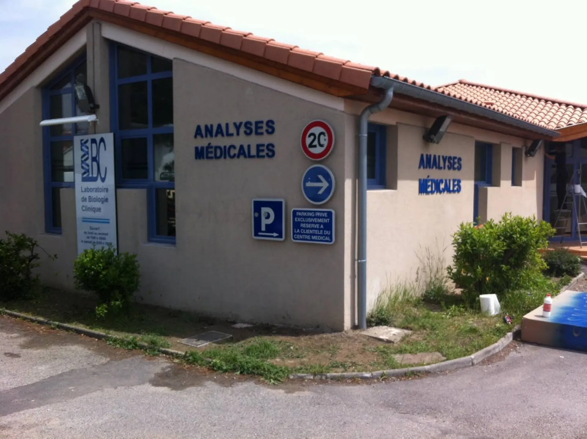 Réaliser une enseigne pour un laboratoire d'analyse médical à Muret proche de Toulouse