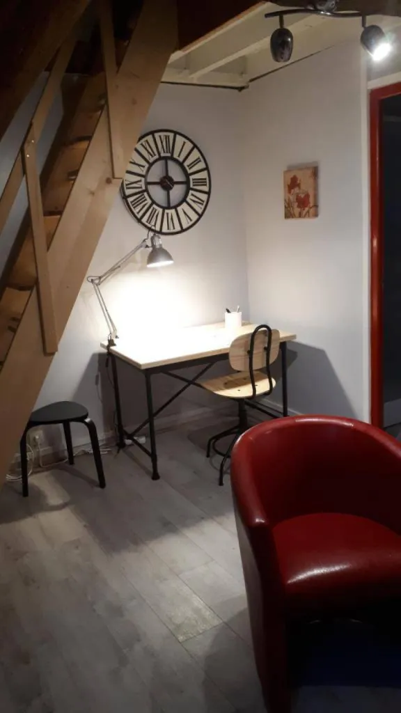 Situé au 2ème étage