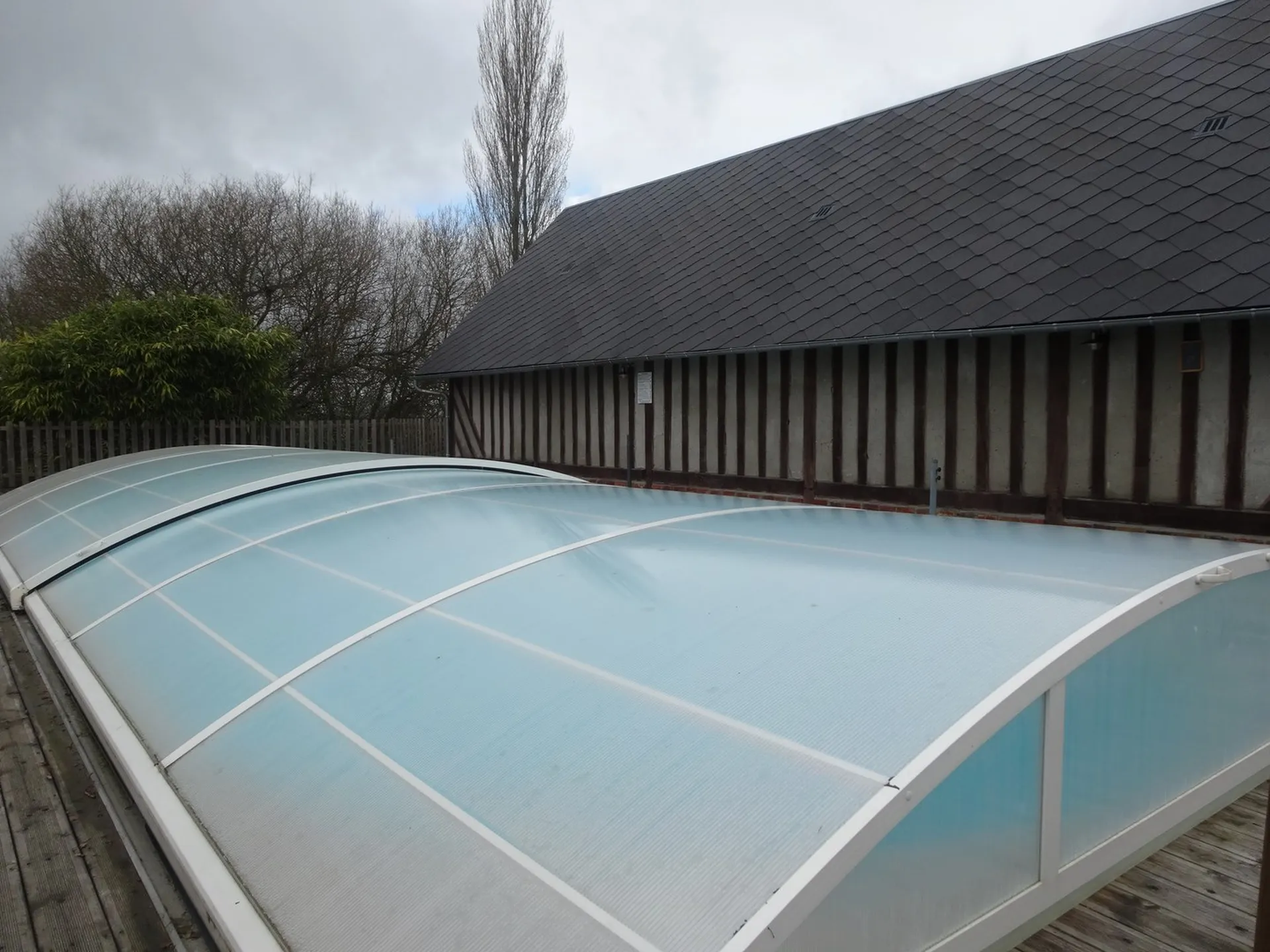 Piscine maison en Normandie