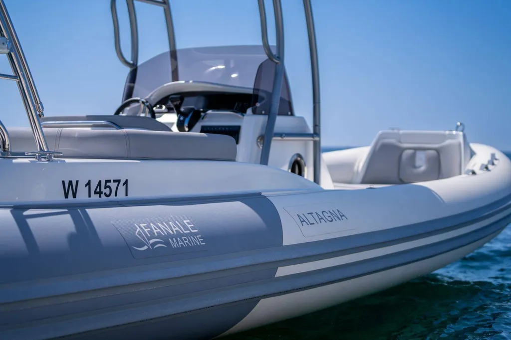 Altagna 800 Fanale Bandol