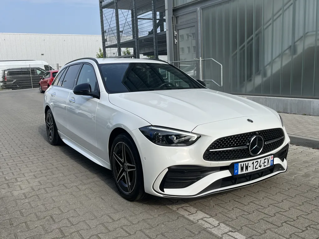 Mercedes importée d’Allemagne livrée en deux semaines par le courtier Mercedes Asphalte Diffusion