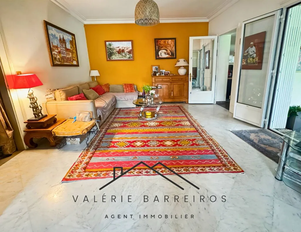 A saisir sur la commune de ST AUBIN LES ELBEUF 76410 maison de caractère de 224 m² édifiée sur 890 m²