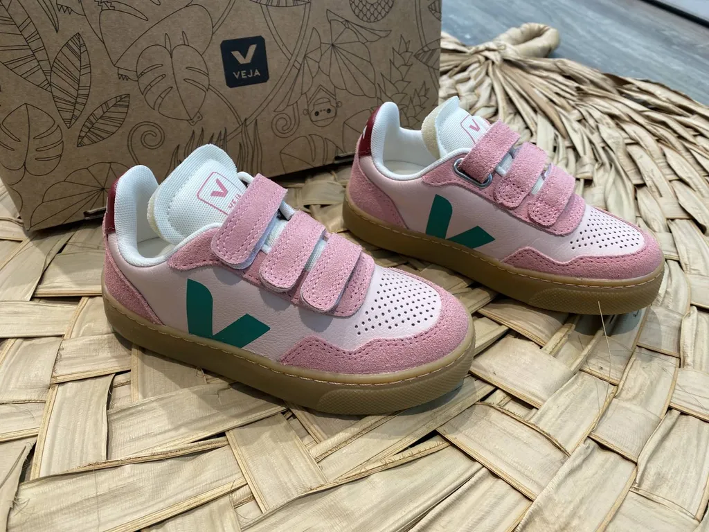 Basket Veja pour filles proche de Blaye