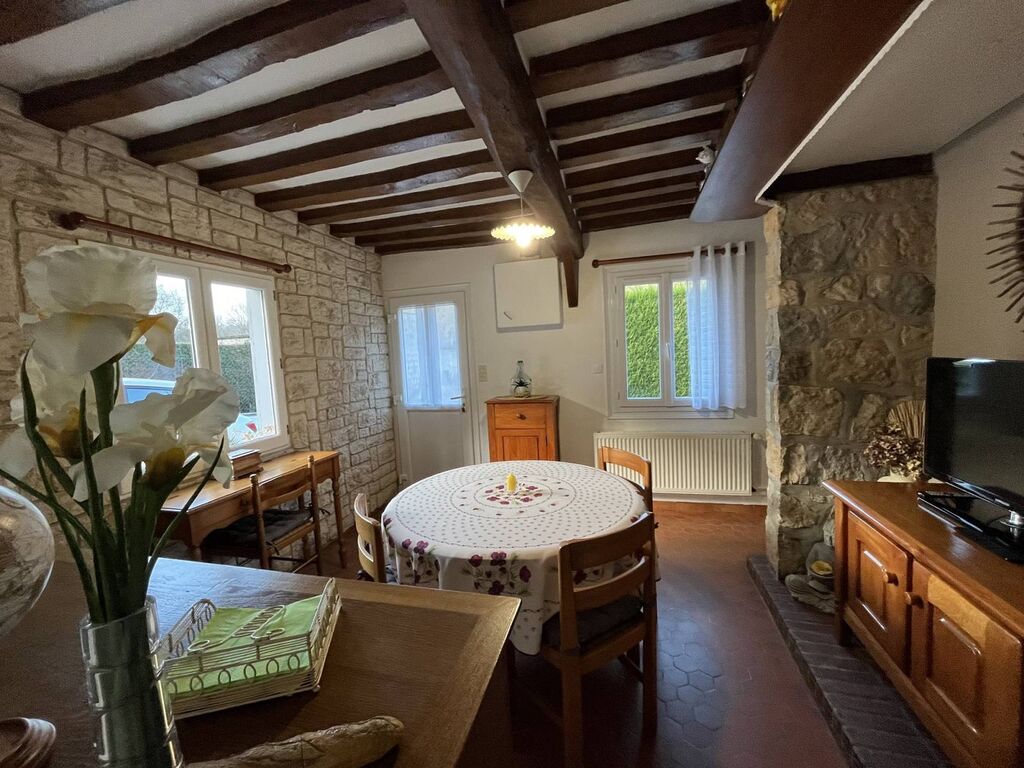 Exclusivité ! Vendue : Maison de caractère, pleine de charme, à Saint Wandrille Rançon