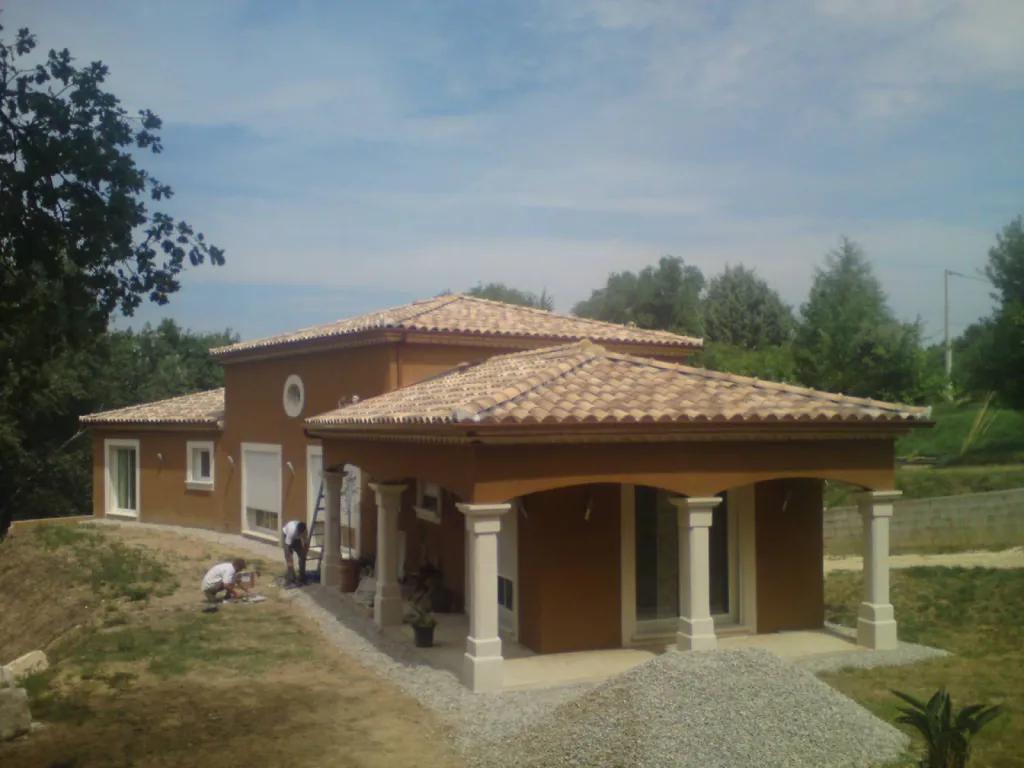 Devis sur-mesure pour installation de gouttière alu à Bagnols-sur-Cèze particulier professionnel ou promoteur