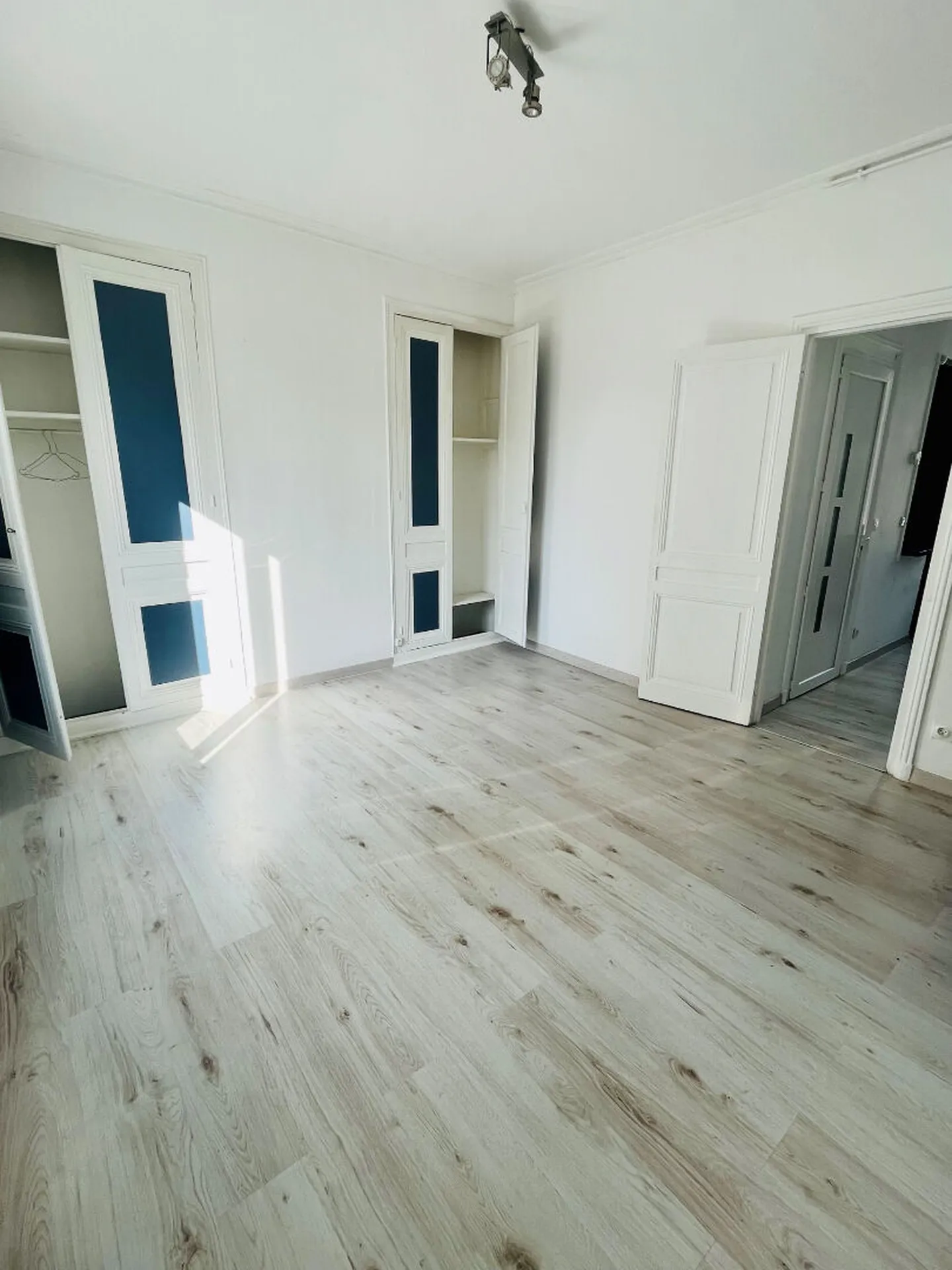 A louer F2 situé route de neufchâtel à Rouen, 485€ charges comprises