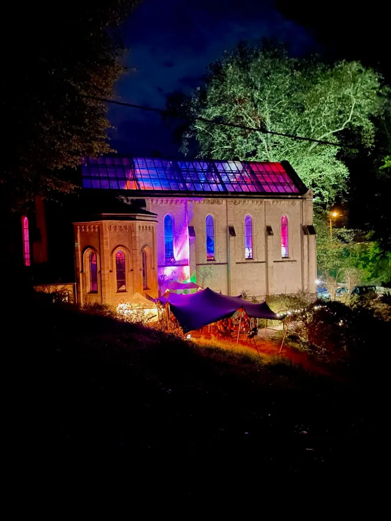 Éclairage et mise en lumière d'un domaine de réception à Moirans près de Grenoble