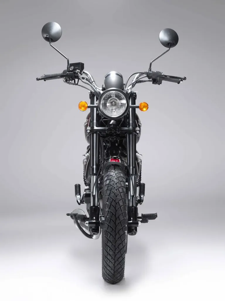 Moto BULLIT HUNT S 125 : Face avant