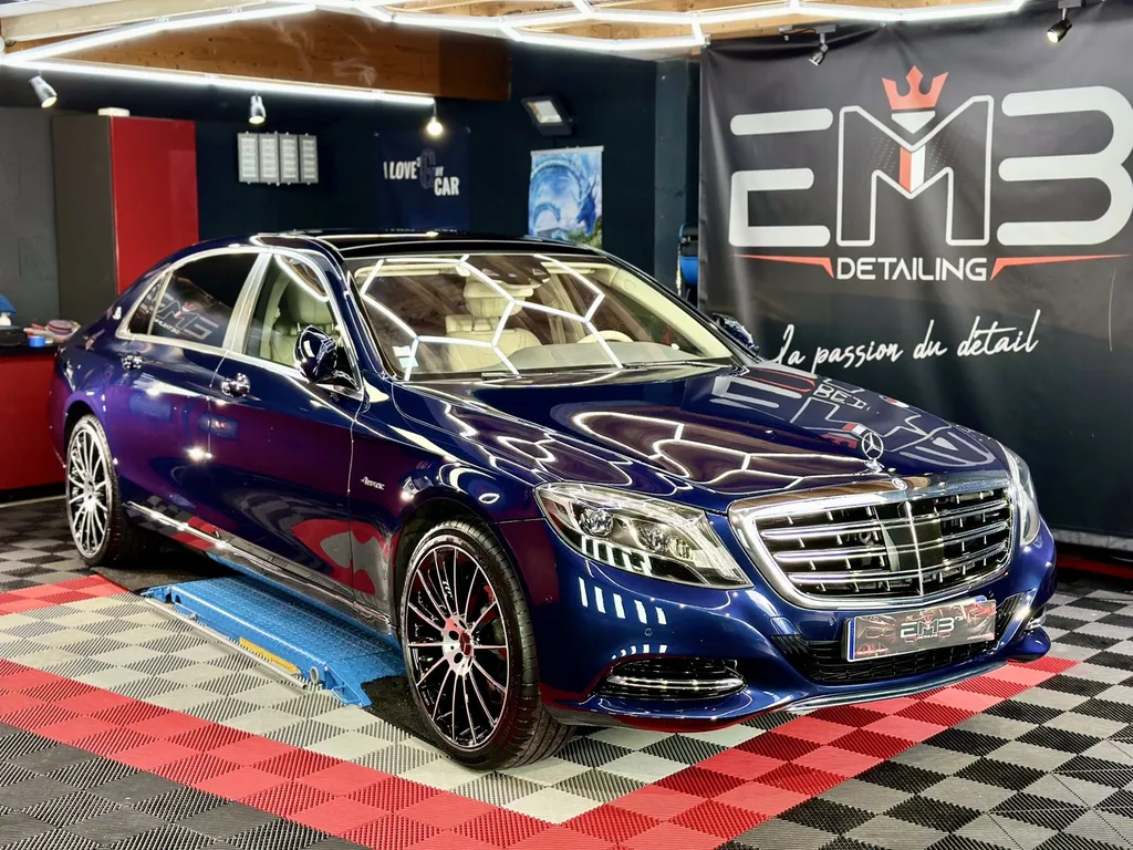 polissage carrosserie DETAILING traitement céramique lyon Mercedes Maybach