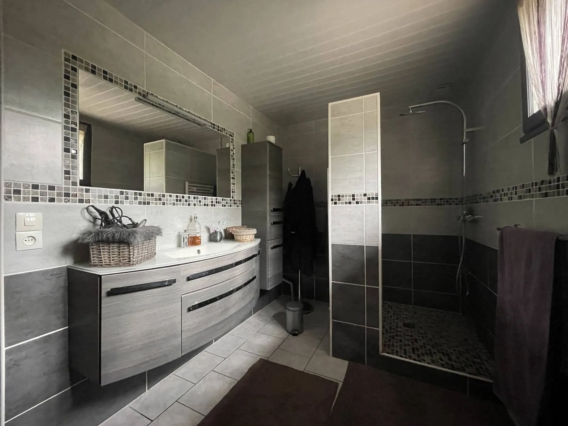 Vends longère vivable de plain pied, proche des accès routiers, Normandie, 76