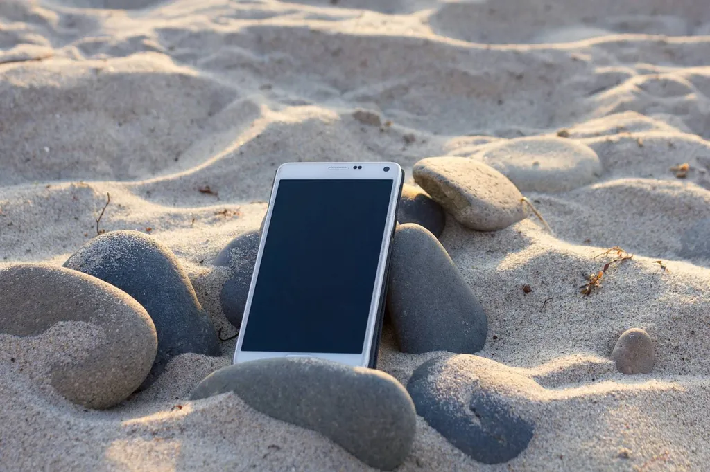 Une voyance par SMS ! recevez les prédictions d'une voyante indépendante et sérieuse à La Rochelle.
