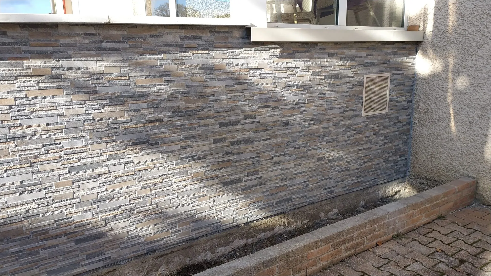 NJ Déco Béton, spécialiste des revêtements décoratifs pour sols extérieurs haut de gamme