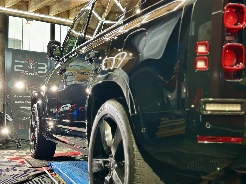 EMB DETAILING spécialiste du traitement céramique sur Vaugneray 