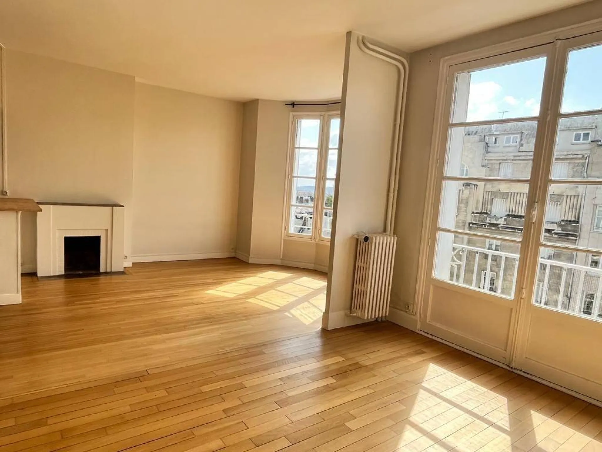 Situé au 4ème étage