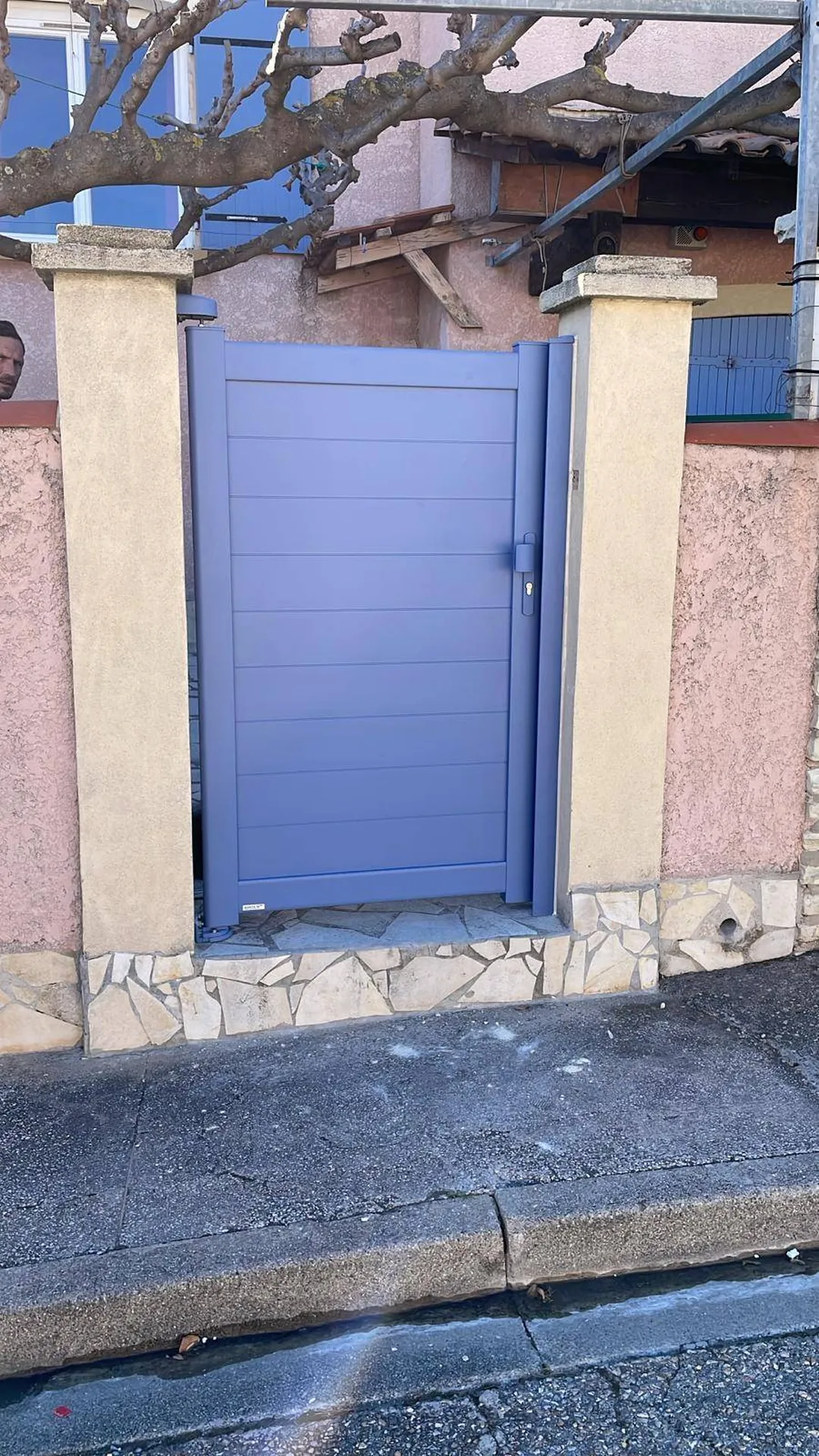 Remplacement d'un portail coulissant et d'un portillon Kostum sur Sausset-les-Pins