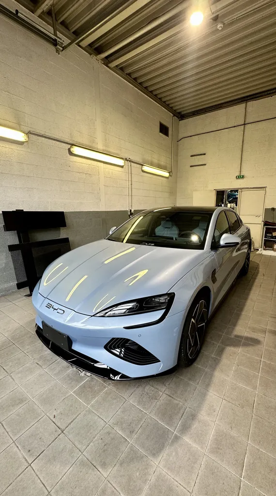 Partenariat BYD – Traitement céramique et detailing haut de gamme à Lyon proche Ecully 