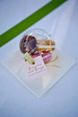 Mariage sur le thème de la Rose pour une réception de luxe dans le Lubéron en Provence près d'Apt