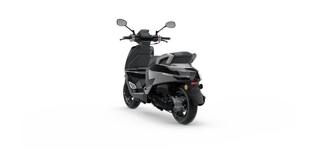 SCOOTER NEUF PEUGEOT DJANGO EVO 125 LECACY A SIX FOURS LES PLAGES