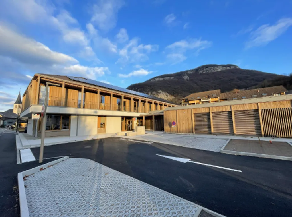 Création d'un EFS, d'une crèche et de bureaux à La Balme-de-Sillingy