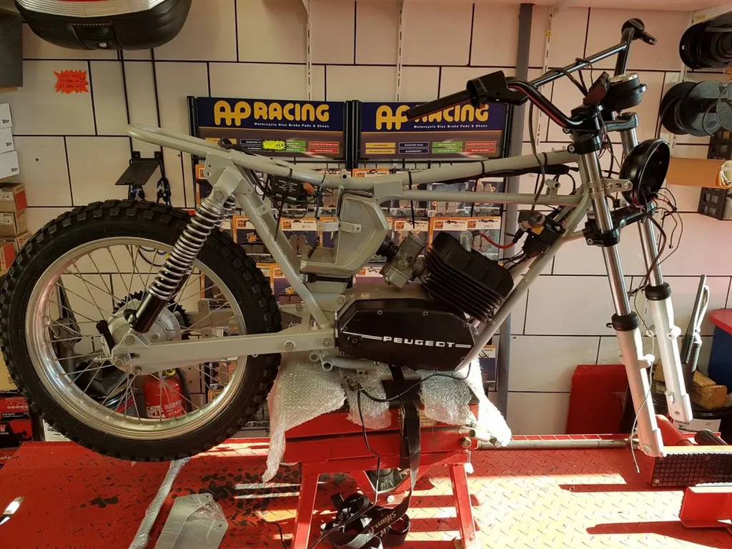 PEUGEOT SX8 RESTAURATION