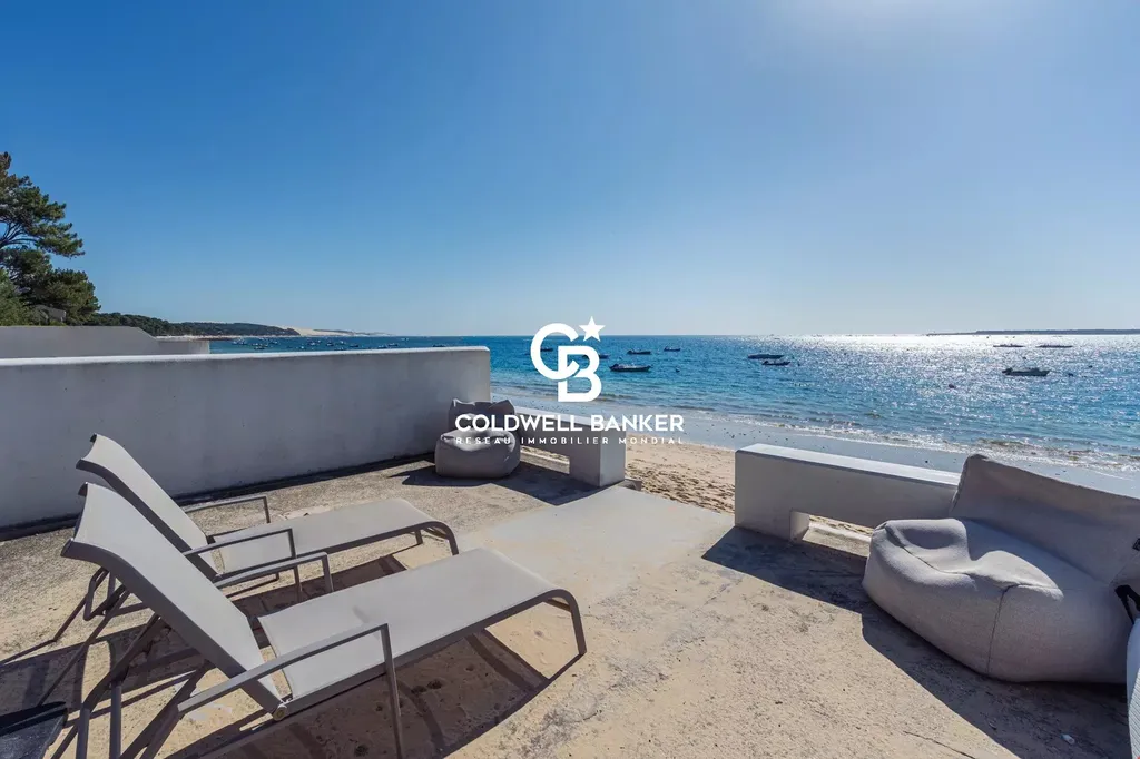 Maison à vendre à Pyla-sur-Mer – contemporaine, vue imprenable en première ligne et 4 suites