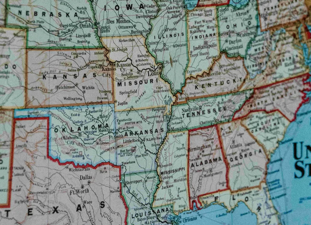 Commissionnaire de transport à Lyon pour envoyer une caisse de vin aux Etats Unis