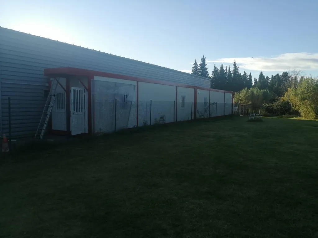 Vente 2 vestiaires modulables pour le SDIS des Bouches du Rhône à Noves