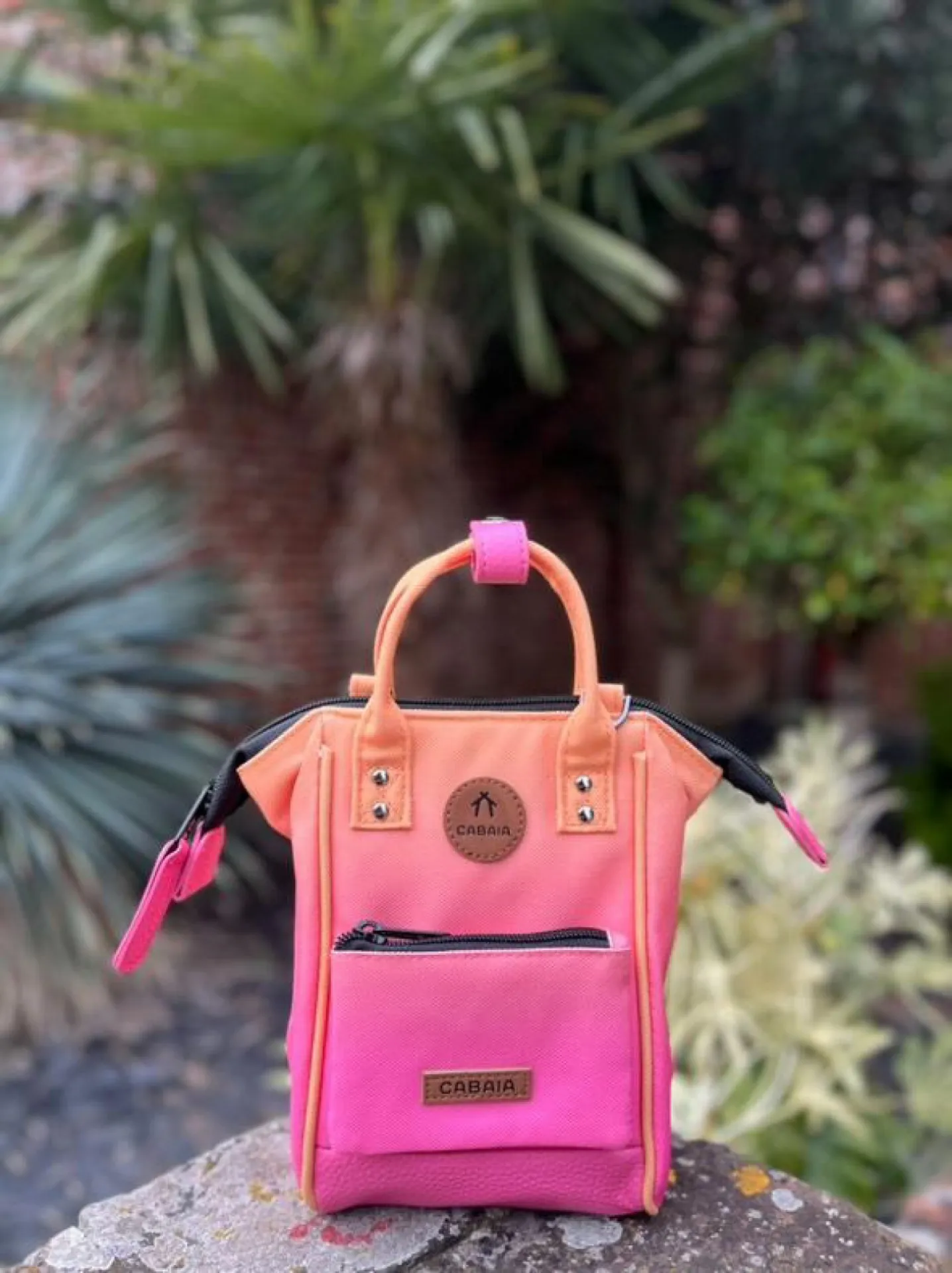 Nano Bag Cabaia sac pour les balades disponible chez Evasion Eu