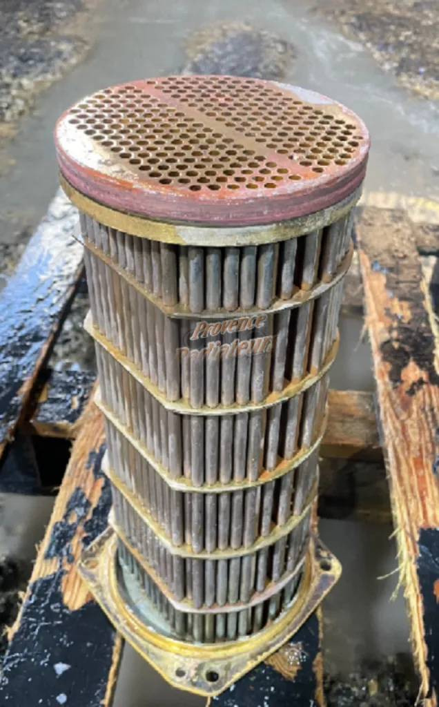 Pro de la révision d'échangeur CATERPILLAR C18 à Marseille