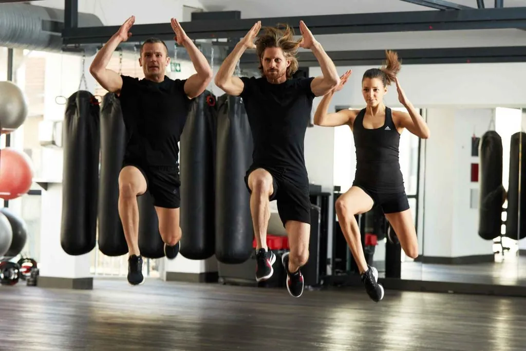 Cours de Body Combat chez Aquafit proche de Bordeaux