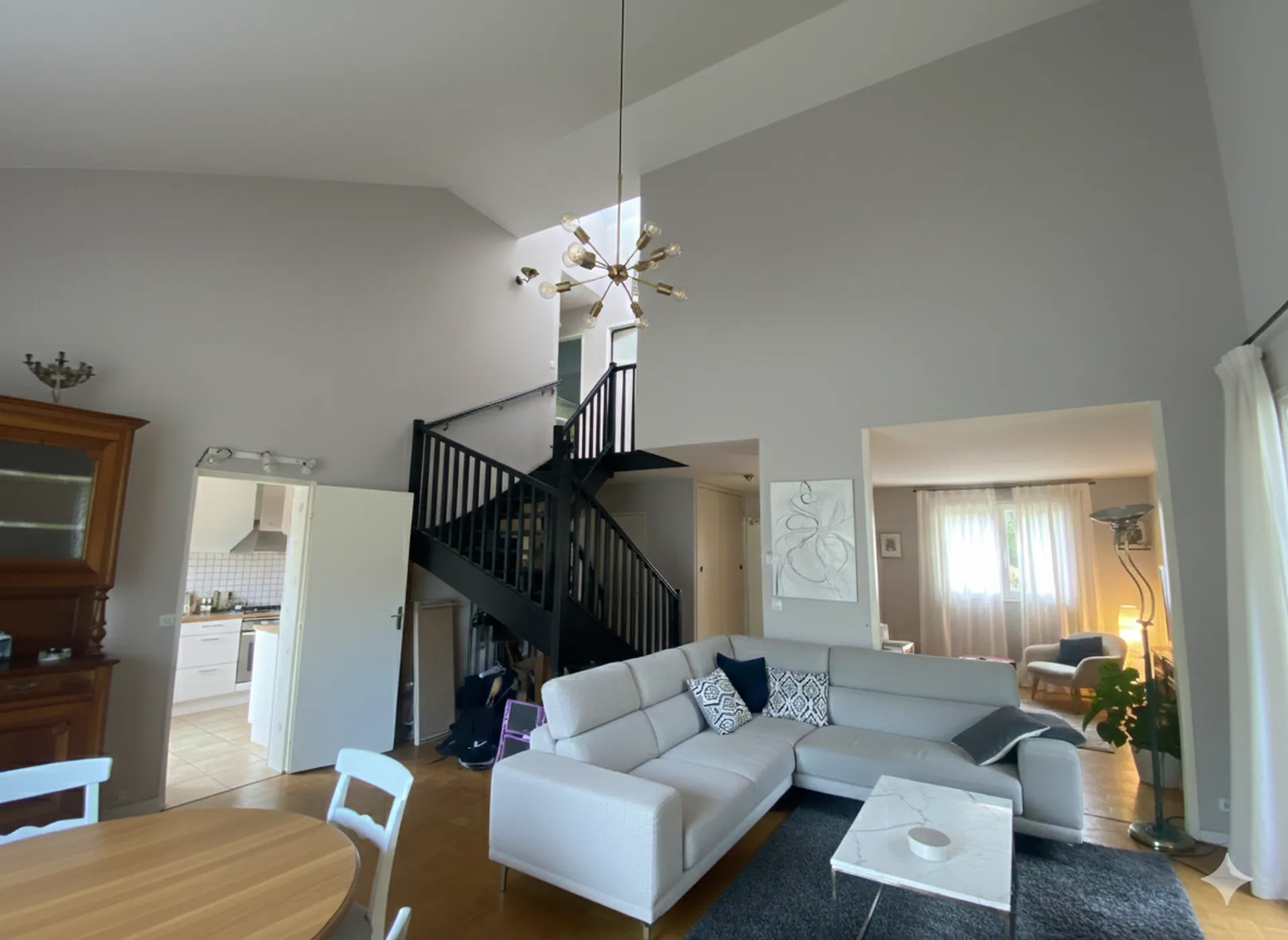 idée salon cathédrale rénové maison Montesson à vendre chez HELIX