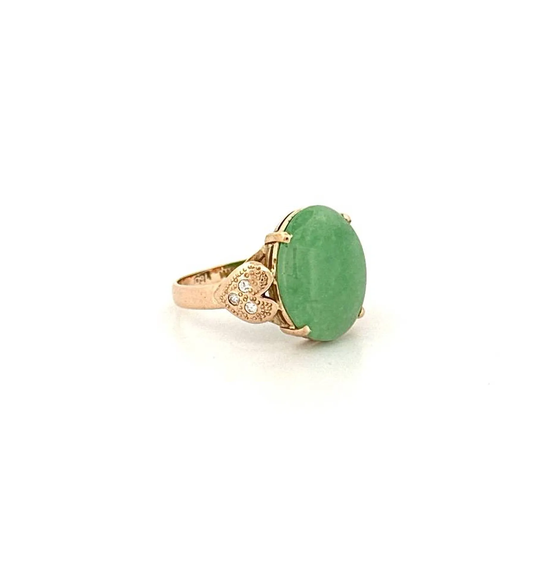 Bague ovale jade vert laiteux – Dépôt-vente Or Ligne Bassin d’Arcachon