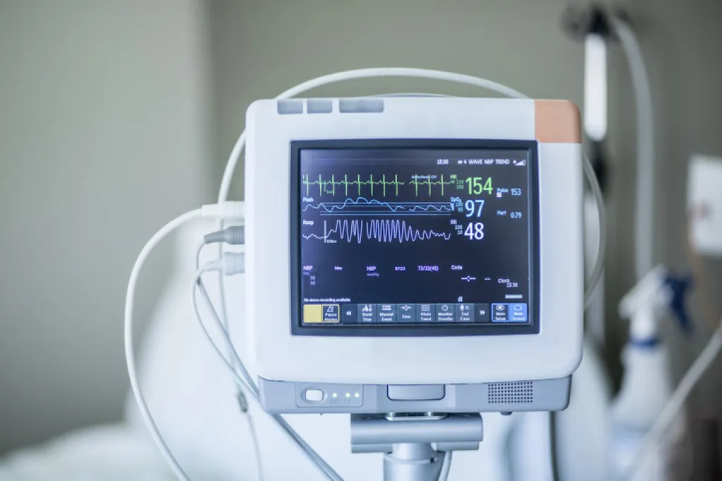 Maintenance des ECG et équipements médicaux toutes marques avec prêt d’appareil garanti pendant l’intervention par Médilys Santé