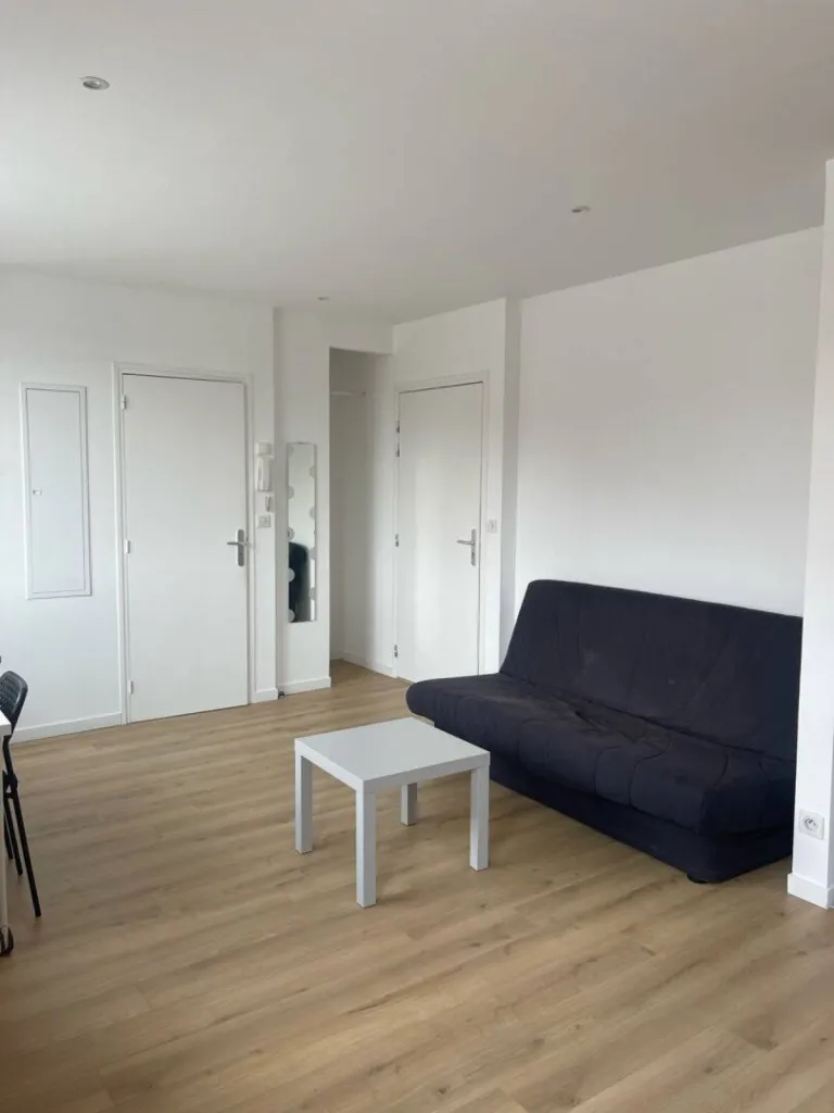 Situé au 29 rue du Pré de la Bataille à Rouen