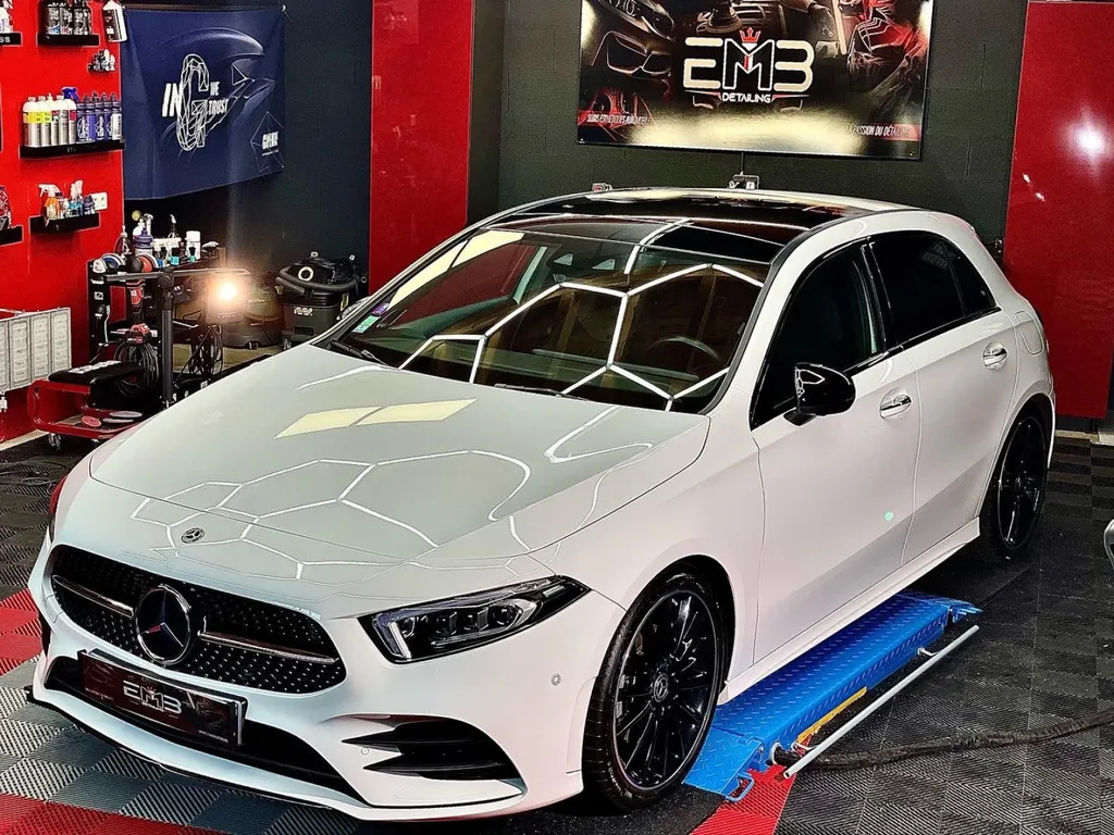 Protection carrosserie traitement céramique Lyon Mercedes classe A 