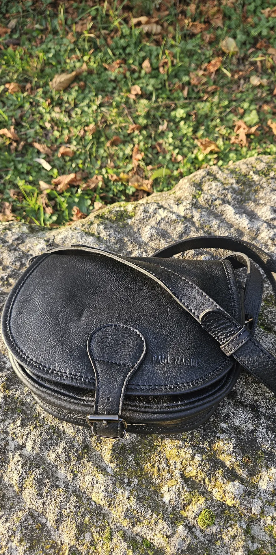 Sac Paul Marius le Bohémien noir disponible chez Evasion Eu