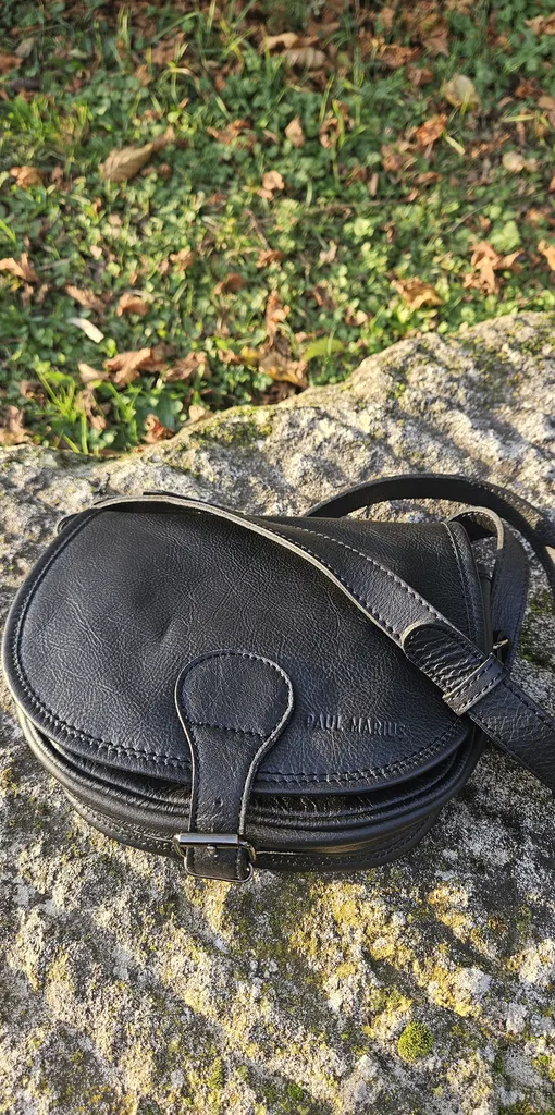 Sac Paul Marius le Bohémien noir disponible chez Evasion Eu
