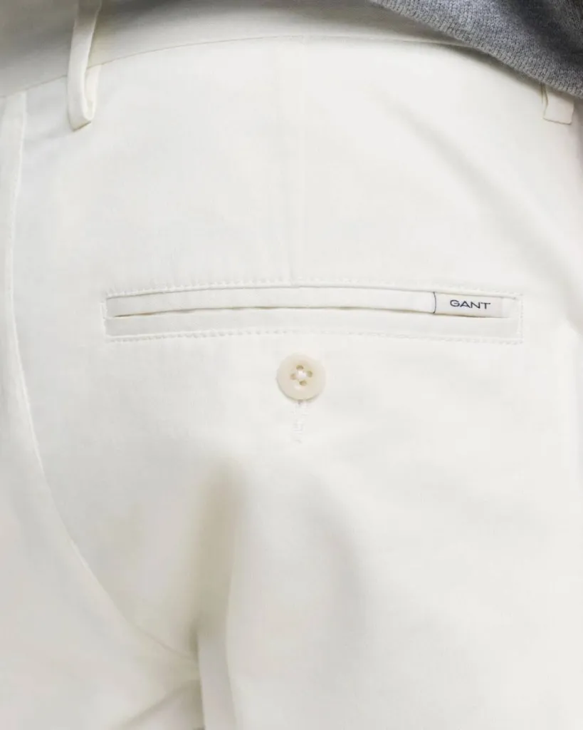 Comment choisir le pantalon beige chino slim GANT à Dieppe chez La Suite by Urban Chic