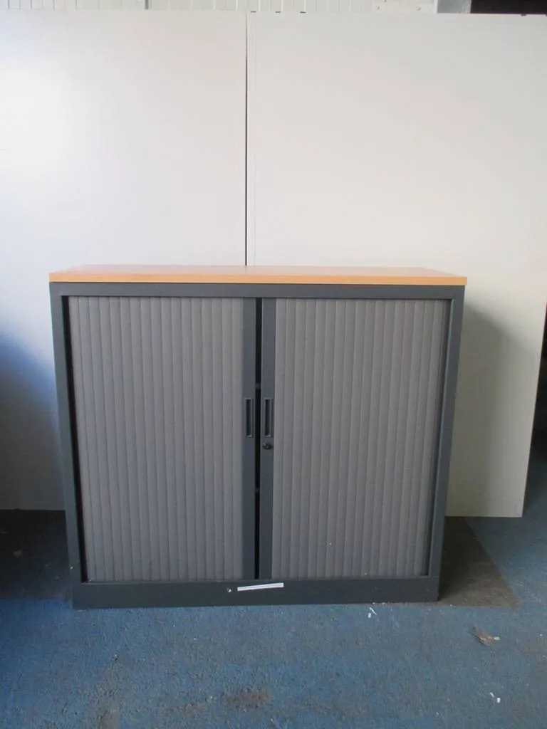 RECYCLAGE DE MOBILIER DE BUREAU POUR COLLECTIVITES, MAIRIES ET ADMINISTRATION SUR ROGNAC