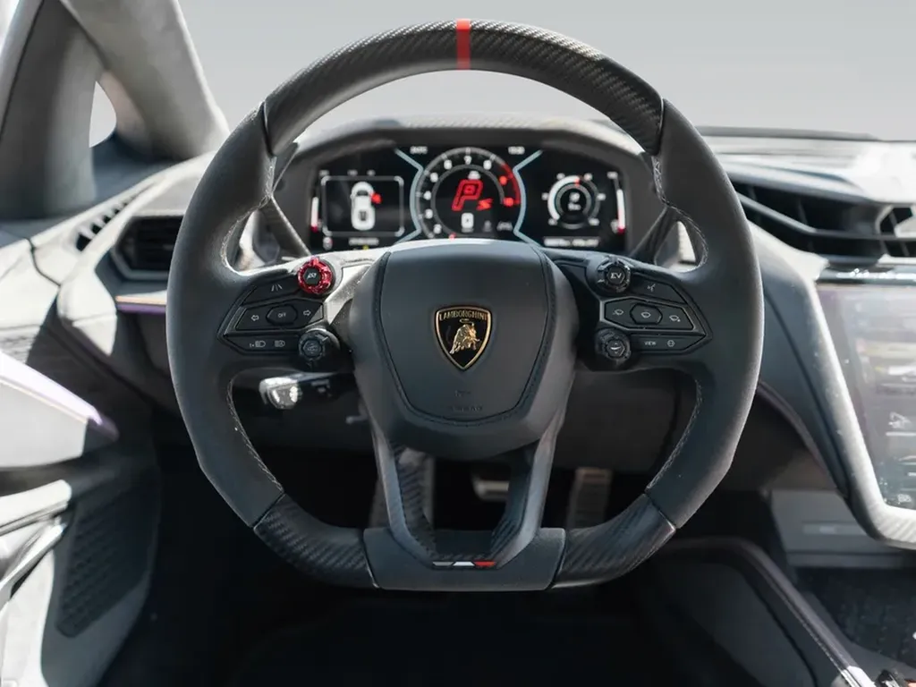 lamborghini-revuelto-interieur-carbone-violet-ad-personam-bordeaux