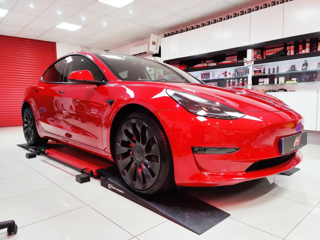 TESLA MODEL 3 PERFORMANCE - PROTECTION CERAMIQUE GTECHNIQ A LILLE