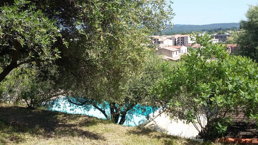 Terrain 766 m² - SOLLIES-PONT