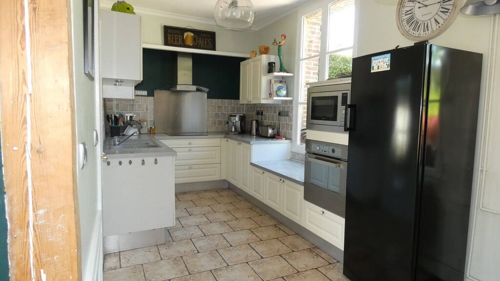 A vendre maison de Maître entièrement rénovée; gîte indépendant, dépendances. 76 NORMANDIE