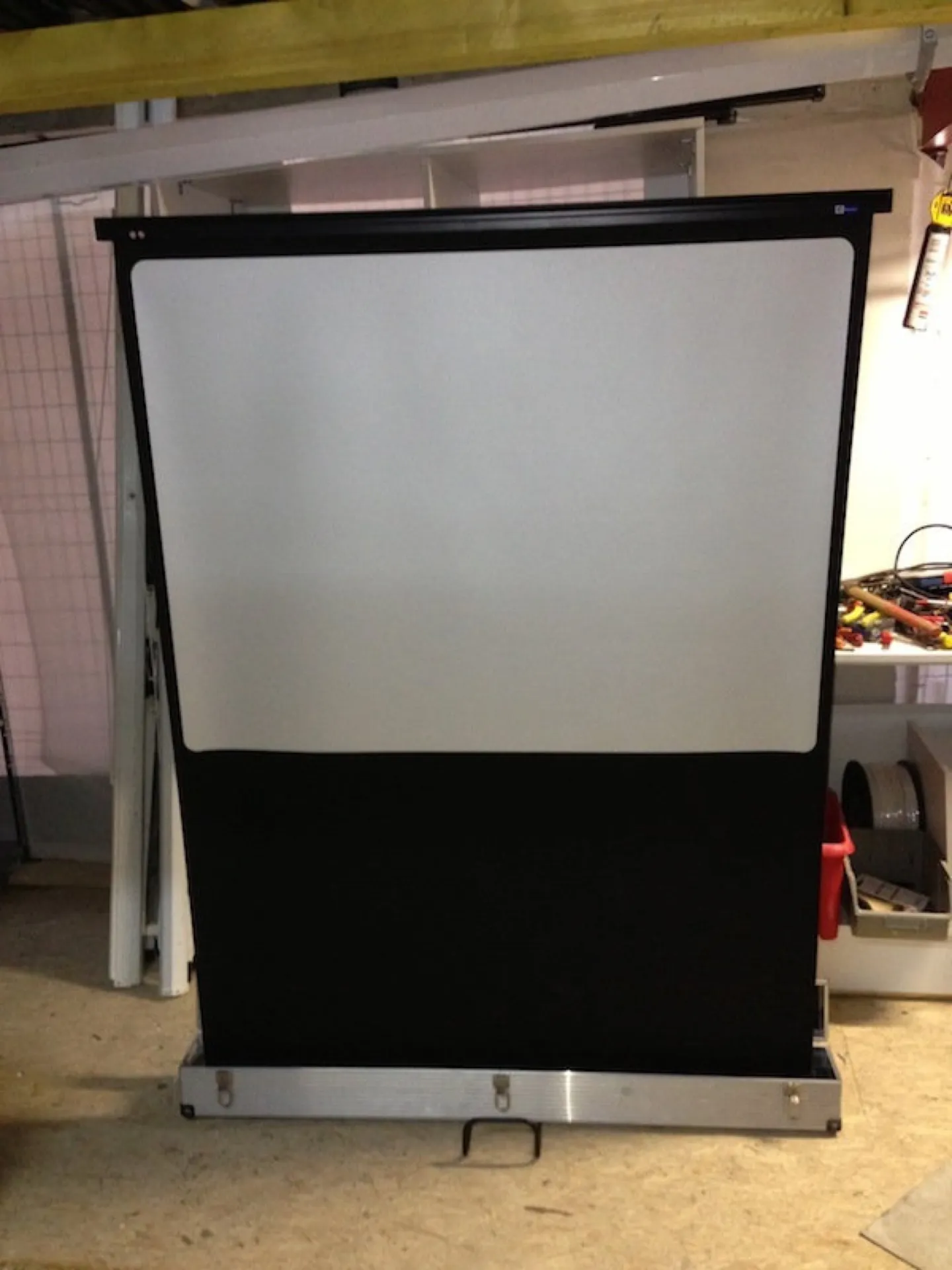 location écran videoprojection à Bandol dans le var