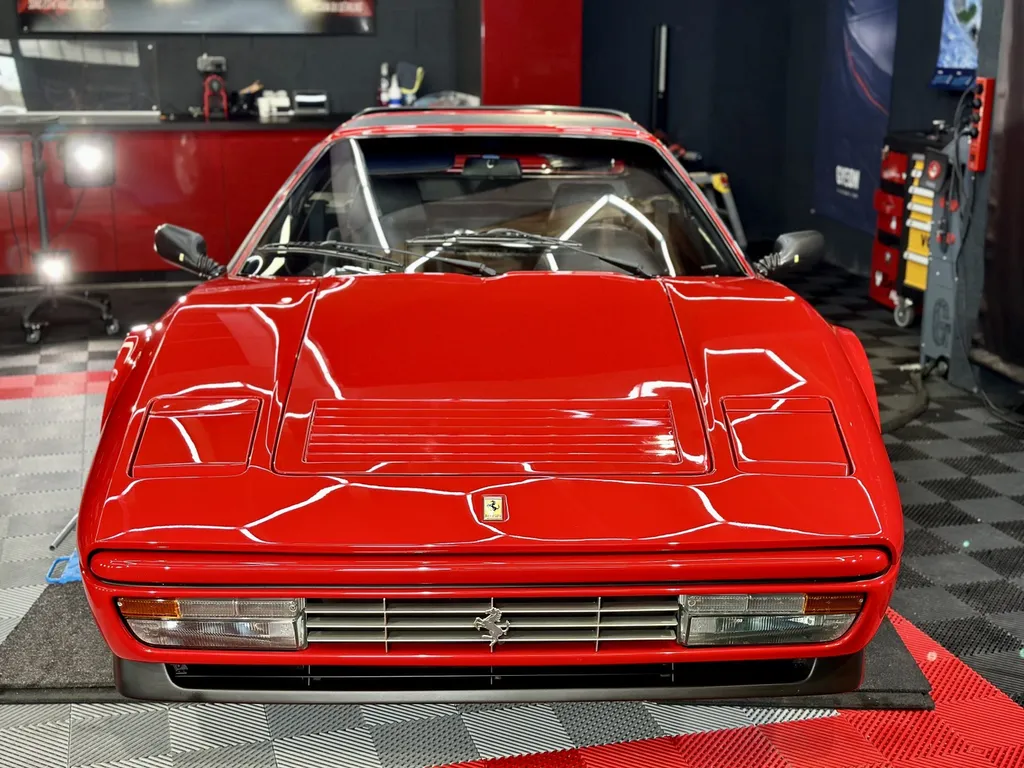 Traitement céramique lyon polissage carrosserie DETAILING Ferrari 328 GTS