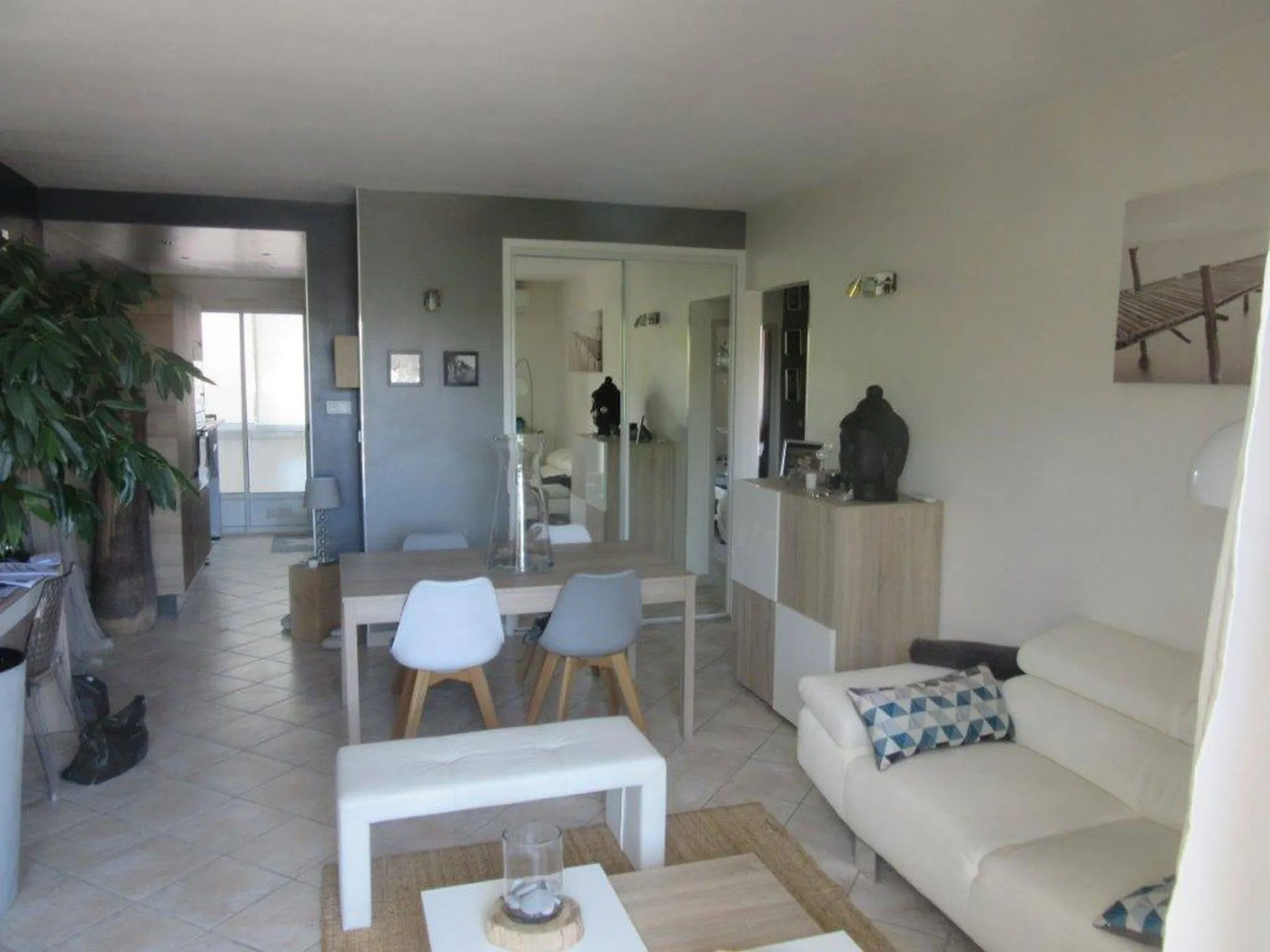 vente appartement terrasse carnoux