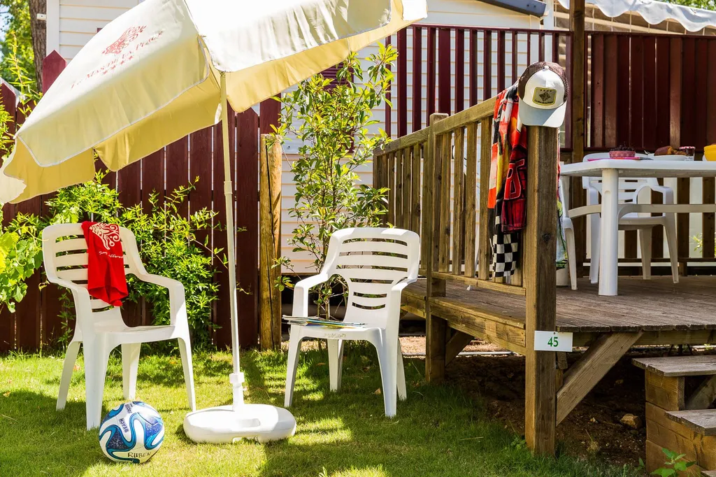 location de mobil home climatisé pour petit budget à Vias bord de mer