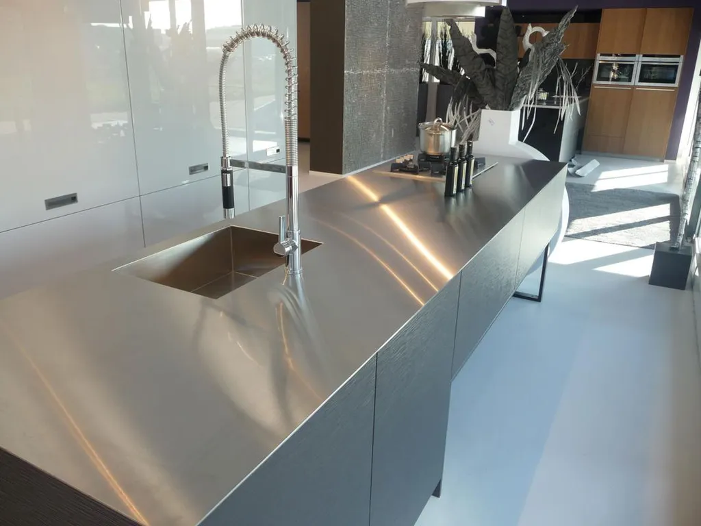 Plans de travail inox 4 mm massif sur mesure