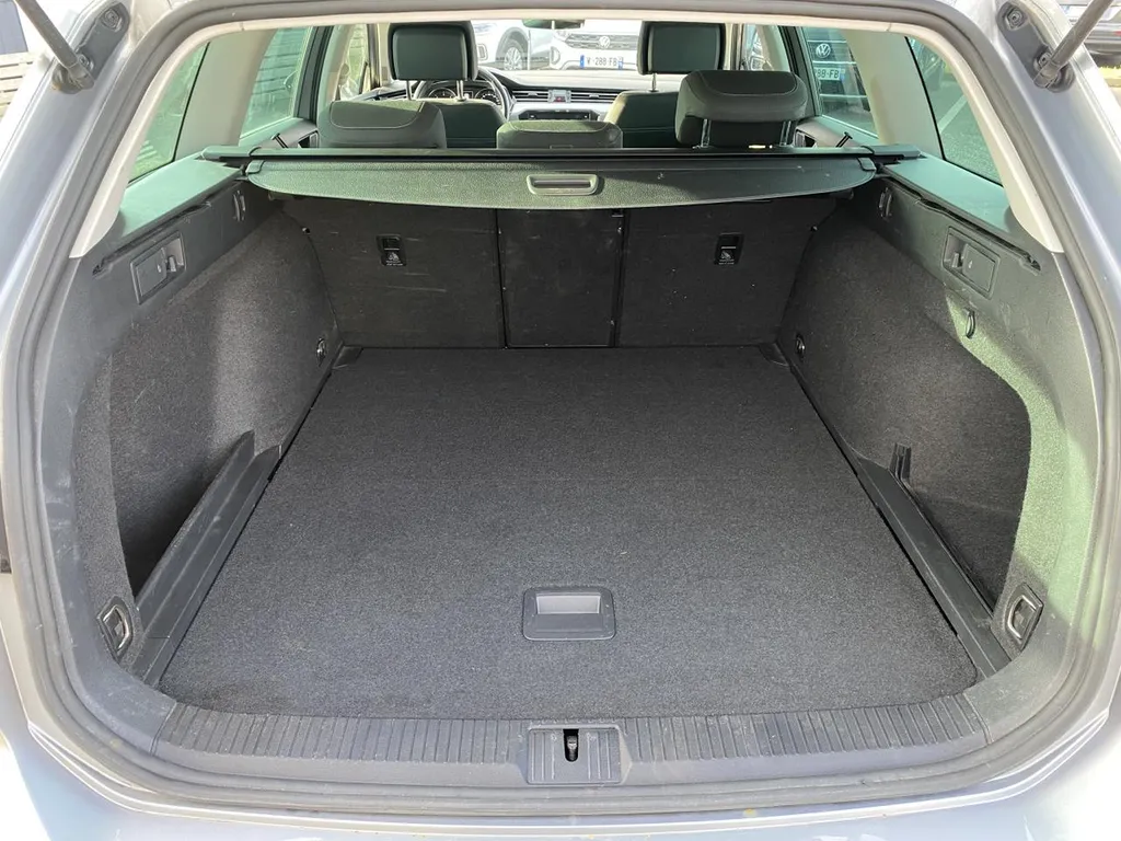 Volkswagen Passat SW d’occasion diesel 150 ch près de Rouen – Break fiable et économique