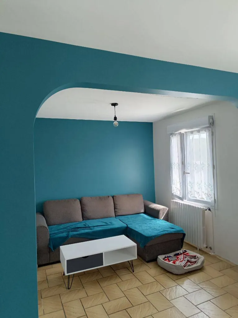 Peinture bleu canard dans un salon, visuel Peinture à Harfleur
